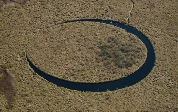 The Eye: A Strange And Unnaturally Round Island That Moves - Ancient History and Mystery - HTGlobal Media