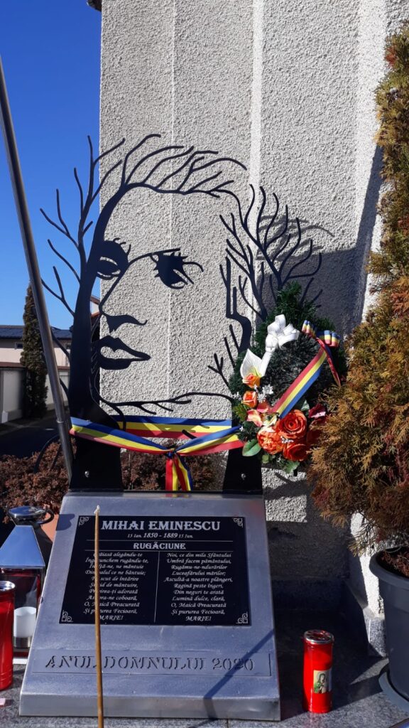 De Ziua Culturii Române, Mihai Eminescu a primit onorul de la studenții AFT Sibiu și la Biserica de pe Calea Poplăcii – Cerul, Codrul și Pârăul